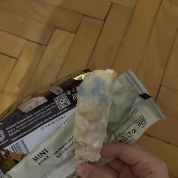 Küflü Algida Magnum Dondurma Paketi Hayal Kırıklığı Yarattı