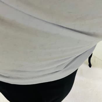 Colin's Kazağı Tüylenme Sorunu Ve Mağaza İlgisizliği