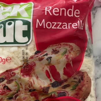 Son Kullanım Tarihi Geçmemiş Peynirde Küf Şoku