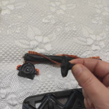 Philips Süpürge Başlığı Kullanışsız Ve Pahalı