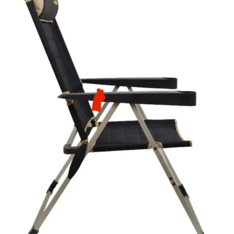 Tasarım Hatası Yüzünden Sürekli Kırılan Sandalyeler