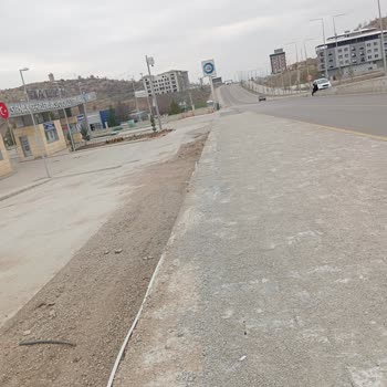 Otogar Önünde Bekleyen Yolcuların Çilesi