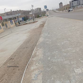 Otogar Önünde Bekleyen Yolcuların Çilesi