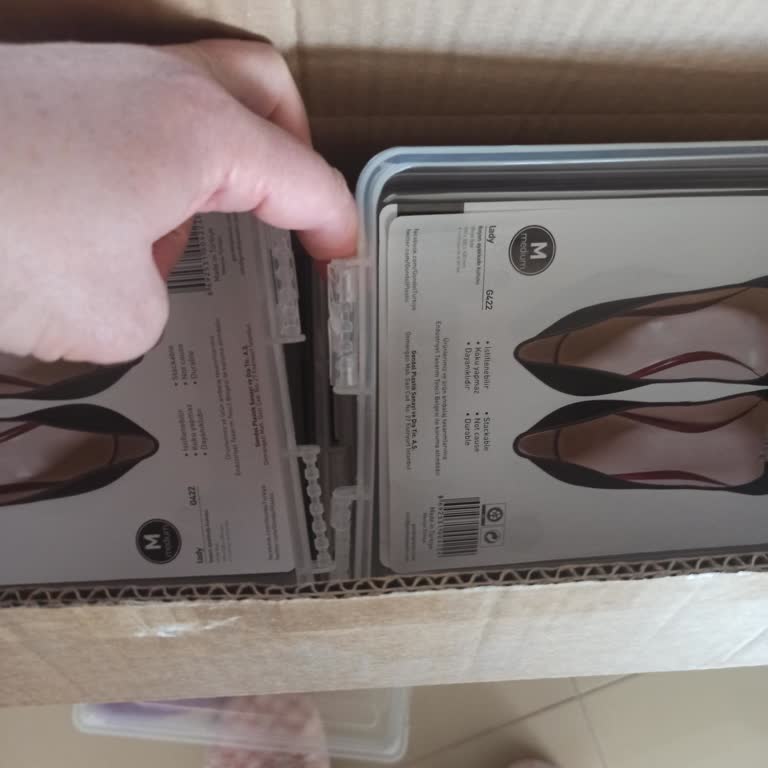 Viyalente (Karaoğlu Züccaciye) Kırık Ayakkabı Kutuları Ve Ulaşılamayan Müşteri Hizmetleri