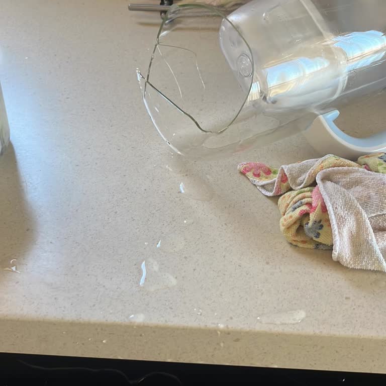 Brita Cam Sürahi Kırıldı, Yedek Parça Sorunu Yaşanıyor