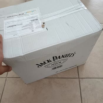 Yanlış Paketleme: Semaver Yerine Viski Kutusu