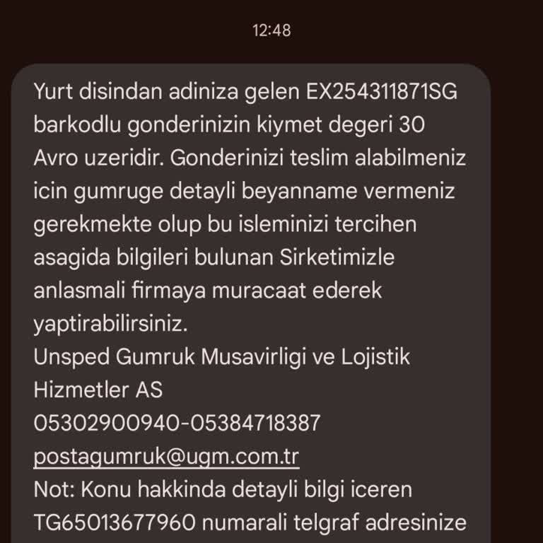 Gümrükte Tutulan İndirimli Kıyafetler
