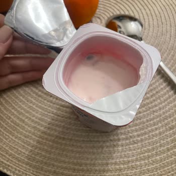 Eker Küflü Yoğurt Skandalı: Sağlık Riski!