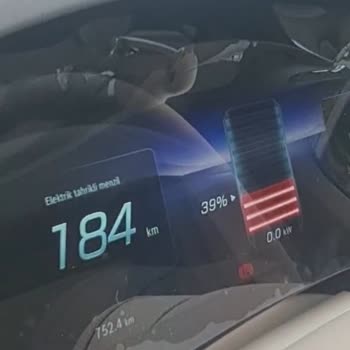 Mercedes EQS 450 Fast Charging Still Not Fixed After Many Service Visits