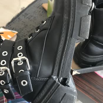 FLO Mağazasından Alınan Botun Taban Sorunu