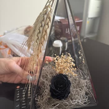 Lilyana Flowers Yanıltıcı Görseller Ve Kötü Paketleme İle Hayal Kırıklığı!