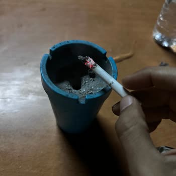 Parliament Night Blue Sigara Kalitesinde Düşüş