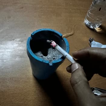 Parliament Night Blue Sigara Kalitesinde Düşüş