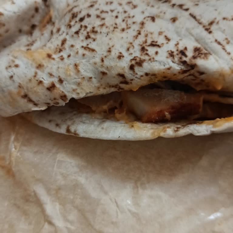 Soğuk Ve Eksik Malzemeli Dürüm Deneyimi