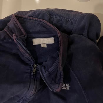 Zara'dan Aldığım Sweatshirt Tüm Çamaşırlarımı Boyadı