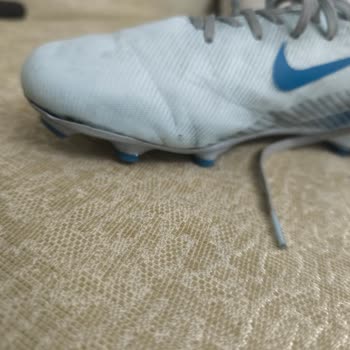 Nike Kramponlarının Dayanıklılığı Hayal Kırıklığı Yarattı