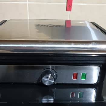 Sinbo Tost Makinesi: 3 Ayda Yanık Kokusu Ve Duman Sorunu