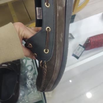 Togo Taurus Mağazasında Ayakkabı İade Sorunu