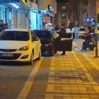 Yürüyüş Yolunda Araç Trafiği Sorunu