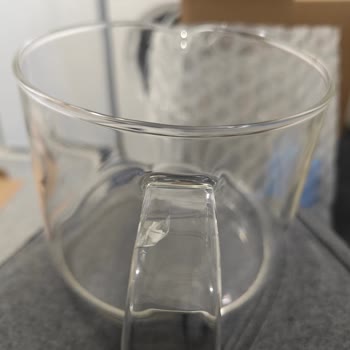 Çatlak Çay Makinesi Ve İletişim Sorunları