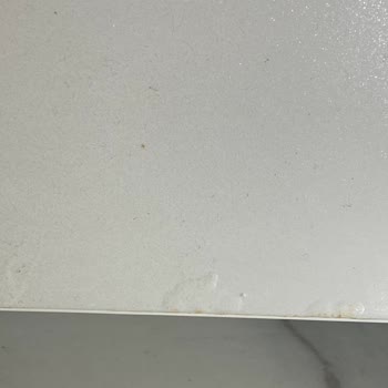 Yeni Buzdolabında Pas Lekeleri Ve İletişim Sorunu