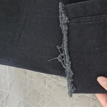 Mavi Jean'lerde Beklenmedik Aşınma Sorunu