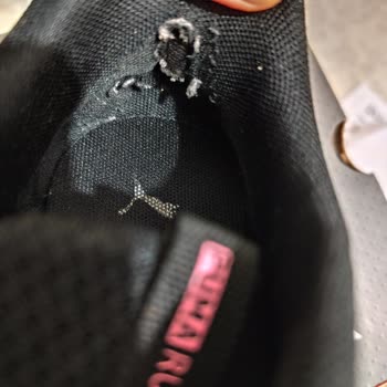 Puma Ayakkabıda Yırtılma Ve Yetersiz Müşteri Hizmeti