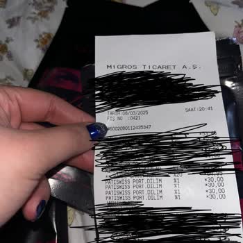 Migros'ta Son Kullanma Tarihi Geçmiş Ürün Skandalı