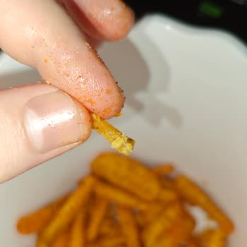 Patos Cipsinden Çıkan Sert Cisim Dişimi Kırdı