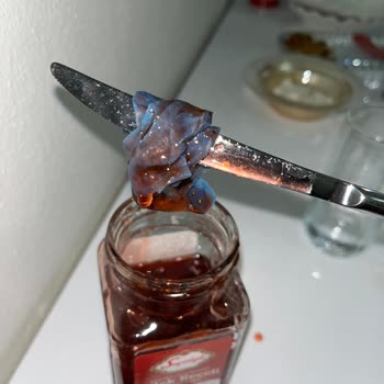 Güvenilir Markadan Şok Eden Poşet Parçası Skandalı