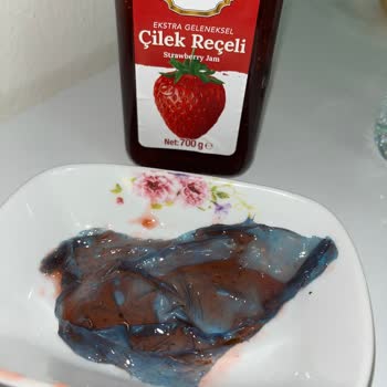 Güvenilir Markadan Şok Eden Poşet Parçası Skandalı