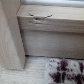 Hasarlı Mobilya Ve Geciken Değişim Talebi