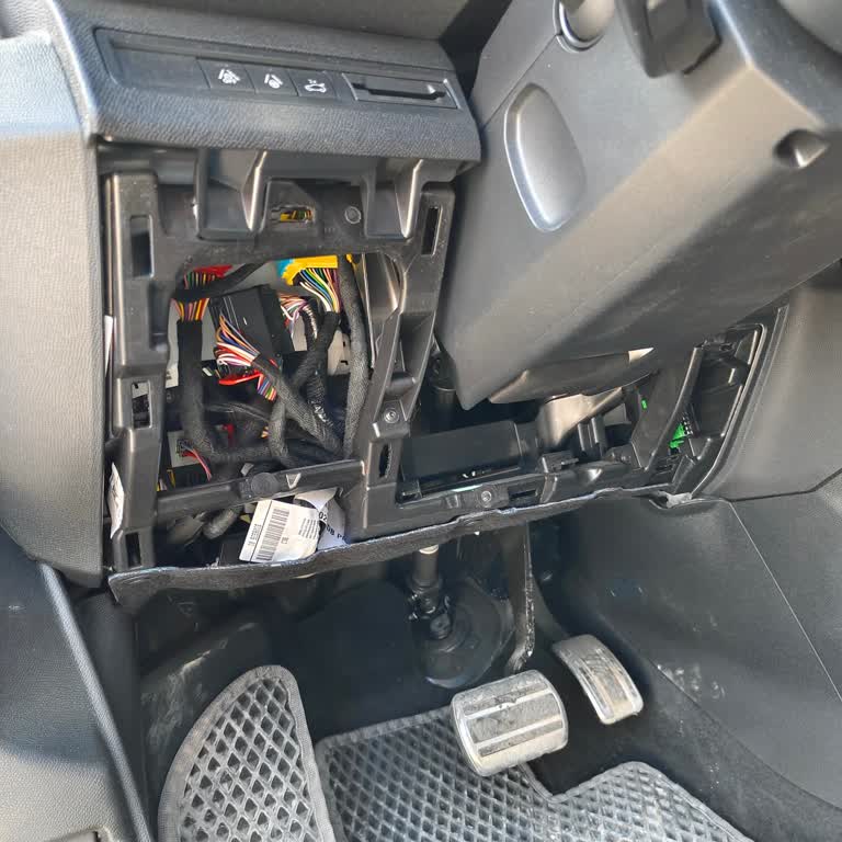 Peugeot 3008: Sürekli Arızalar Ve Yetersiz Servis Hizmeti