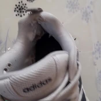 Adidas Ayakkabının Astarında Yırtılma!