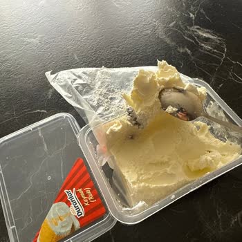 Duranlar Süt Şok Marketten Aldığım Üründe Küf Şoku