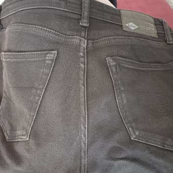 Lee Cooper Pantolon Renk Kaybı Ve Kalite Sorunu