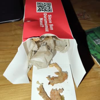 Hot Döner Etimesgut Şubesinde Sağlık Tehlikesi: Tavuk Dönerde Kemik Ve Kıkırdak Skandalı