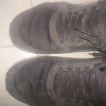 Intersport Puma Ayakkabıda Dikiş Problemi: Kullanıcı Hatası Yanıtıyla Karşılaştım