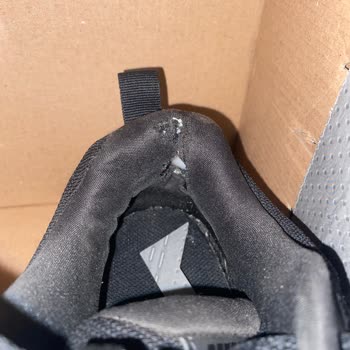 Nike Ayakkabının 9 Ayda Deforme Olması Ve Yetersiz Müşteri Hizmeti