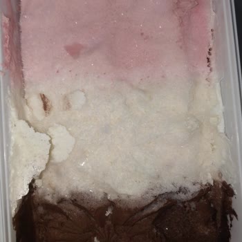 Bayat Dondurma Ve Yetersiz Müşteri Hizmetleri