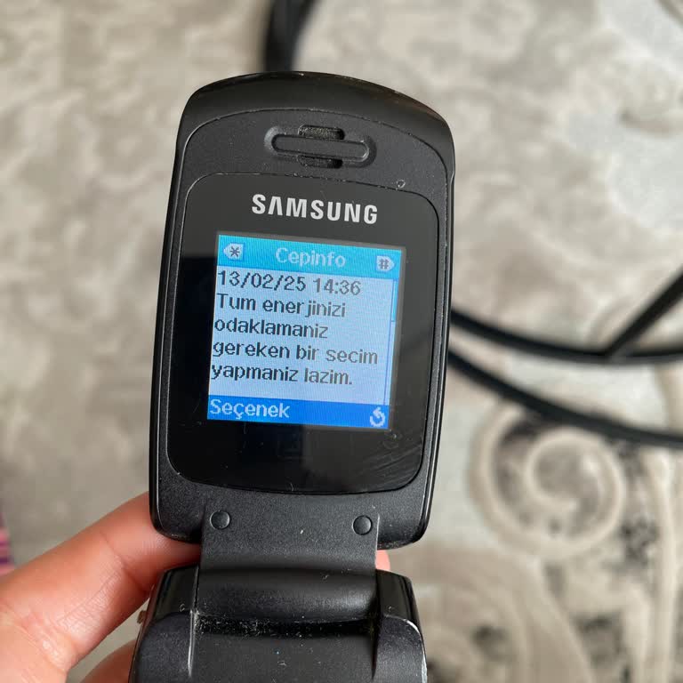 Vodafone'dan Onaysız Astroloji Paketi Şoku