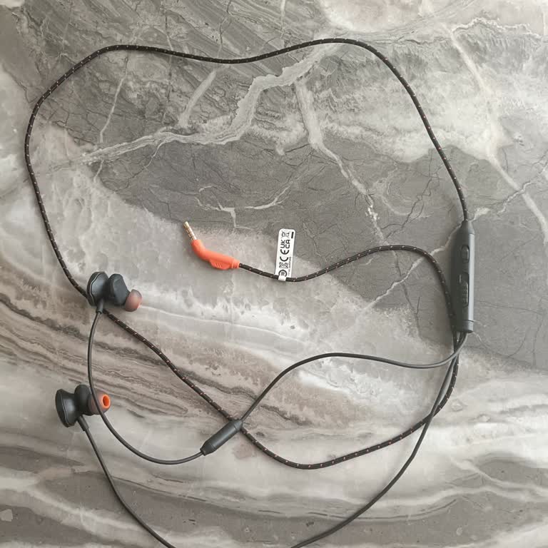 JBL Quantum 50 Kulaklıkta Azalan Ses Seviyesi Sorunu