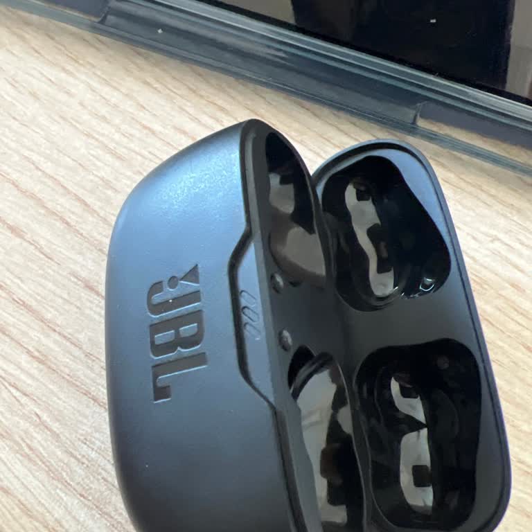 Kaybolan JBL Kulaklık İçin Çözüm Beklentisi