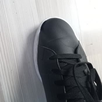 Adidas Ayakkabının 30 Gün İçinde Yırtılması