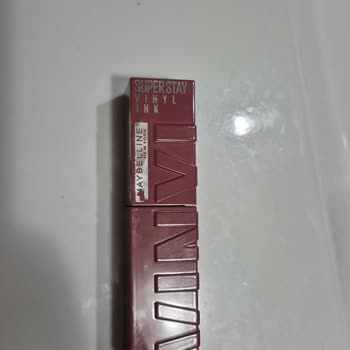 Kalıcı Olmayan Ruj Hayal Kırıklığı