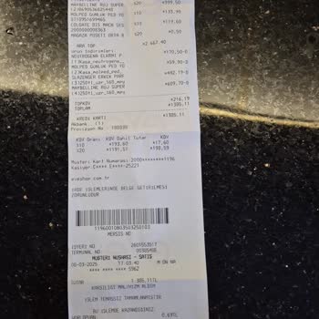 Kalıcı Olmayan Ruj Hayal Kırıklığı