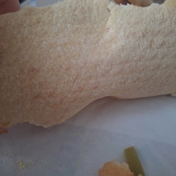 Pişmemiş Ve Özensiz Pizza Şikayeti