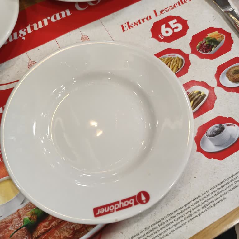 Baydöner Gordion AVM'de Hizmet Eksikliği Ve Ürün Yokluğu