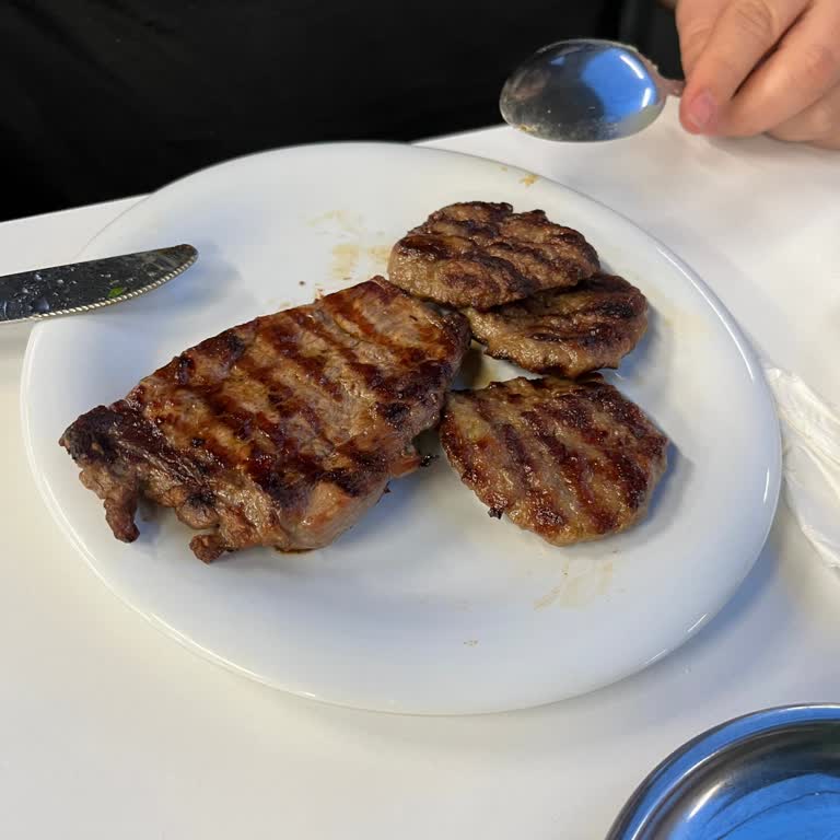 Köfteci Yusuf'ta Hayal Kırıklığı: İftar Deneyimi