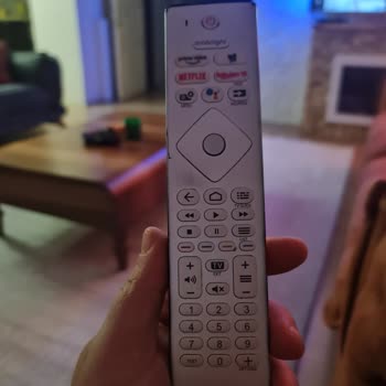 Philips TV Kumandası Pil Sorunu Can Sıkıyor